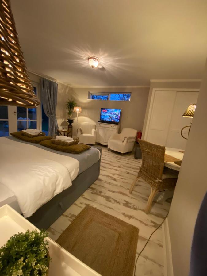 De Vijverkamer-----Prive Diner Op De Kamer Mogelijk!! Hoogeveen Exteriér fotografie